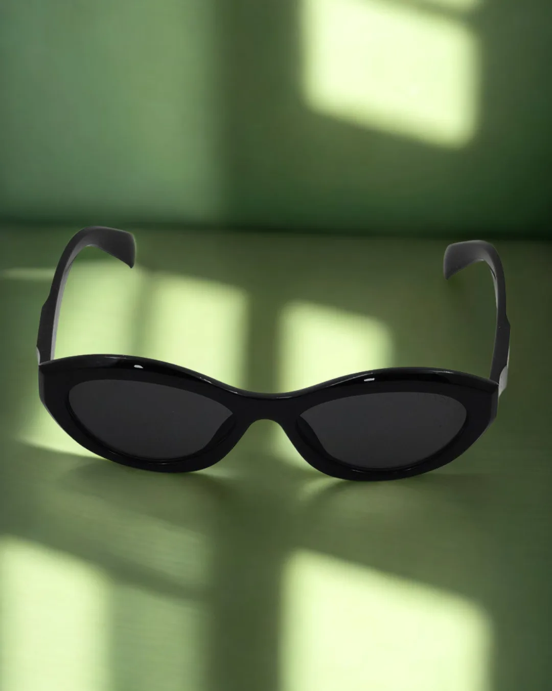 Vesper Retro Cat-Eye Sunglasses view 3