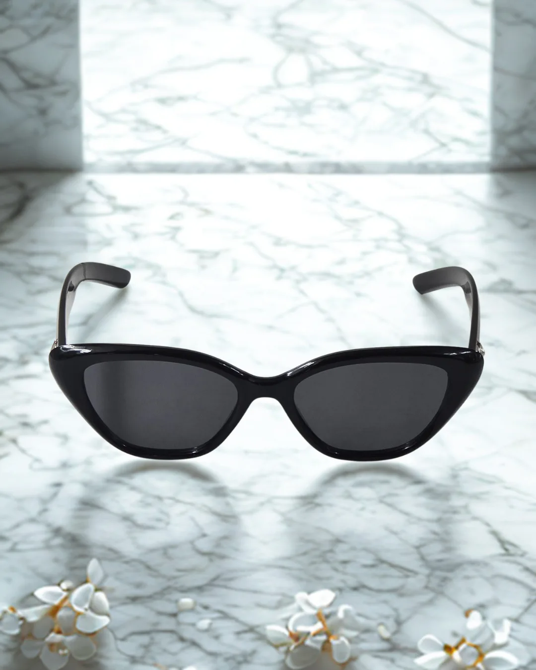 Blurkart Premium Cat-Eye Sunglasses – Full UV Protection (Women's / Girls' Edition)