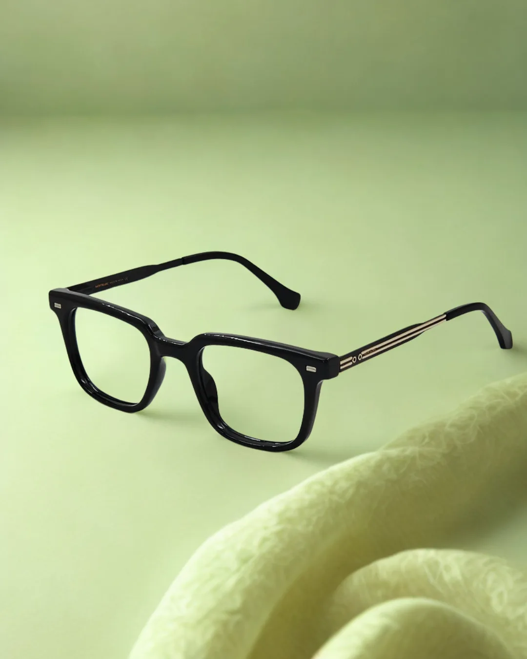 Sovereign Premium Optical Frame view 3