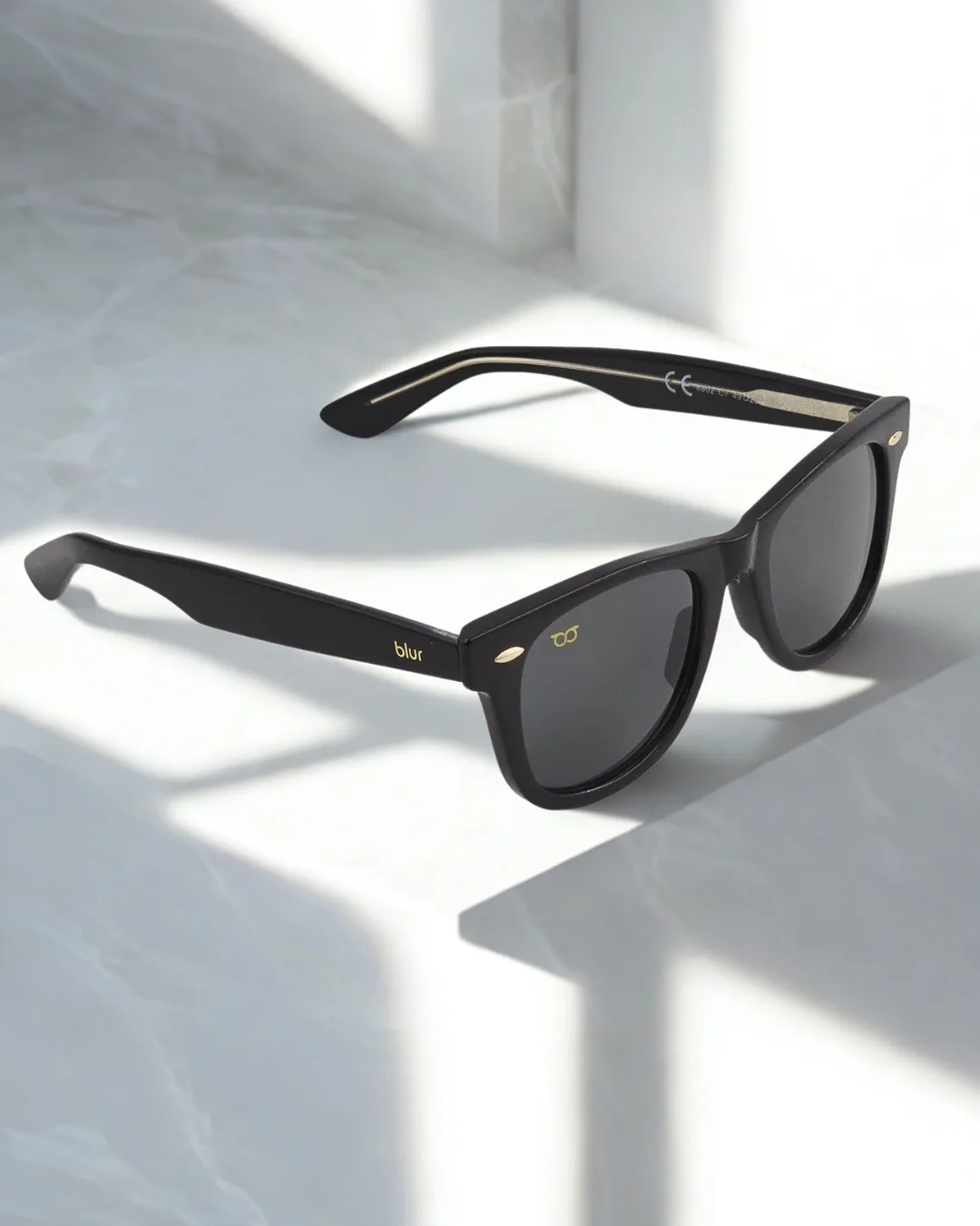Unisex Wayfarer Black Sunglasses UV400 Protection Lightweight Polycarbonate Frame Stylish Blur Lens view 4