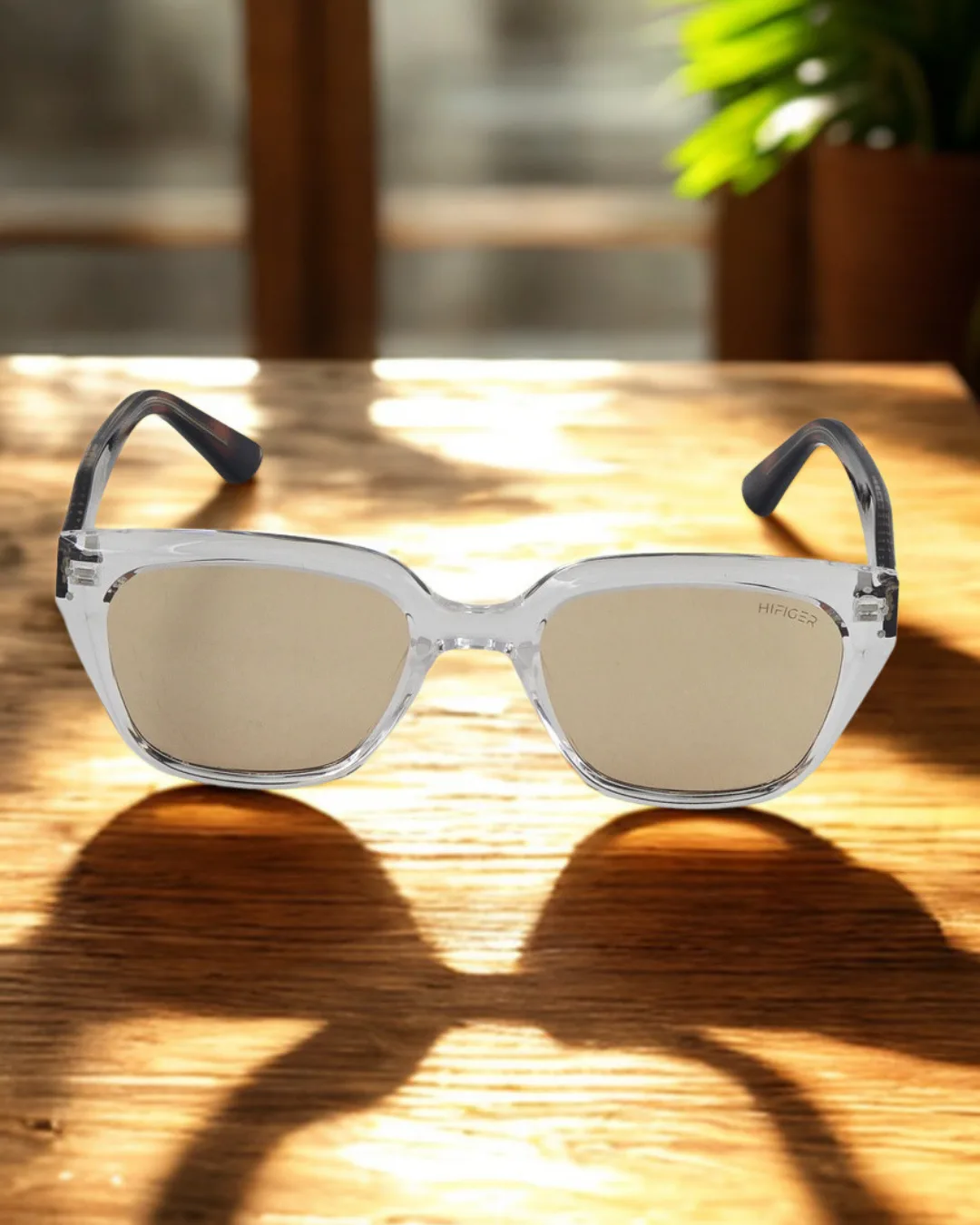 Hilfiger Mixed-Material Cat-Eye Sunglasses – High-Quality Acetate & UV Protection view 3