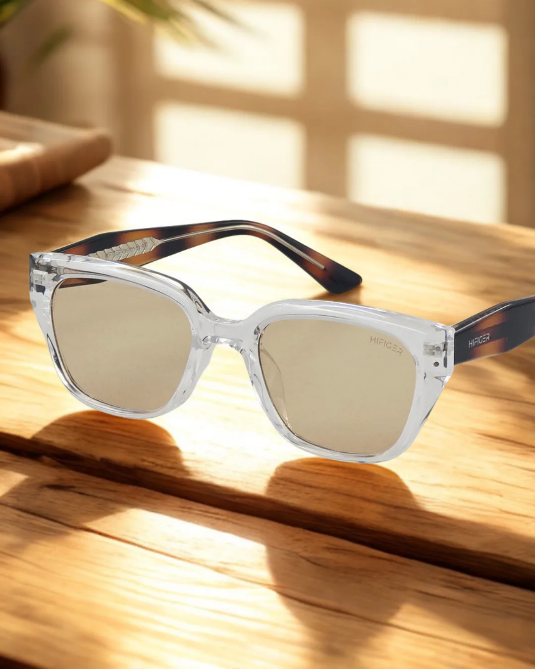 Hilfiger Mixed-Material Cat-Eye Sunglasses – High-Quality Acetate & UV Protection