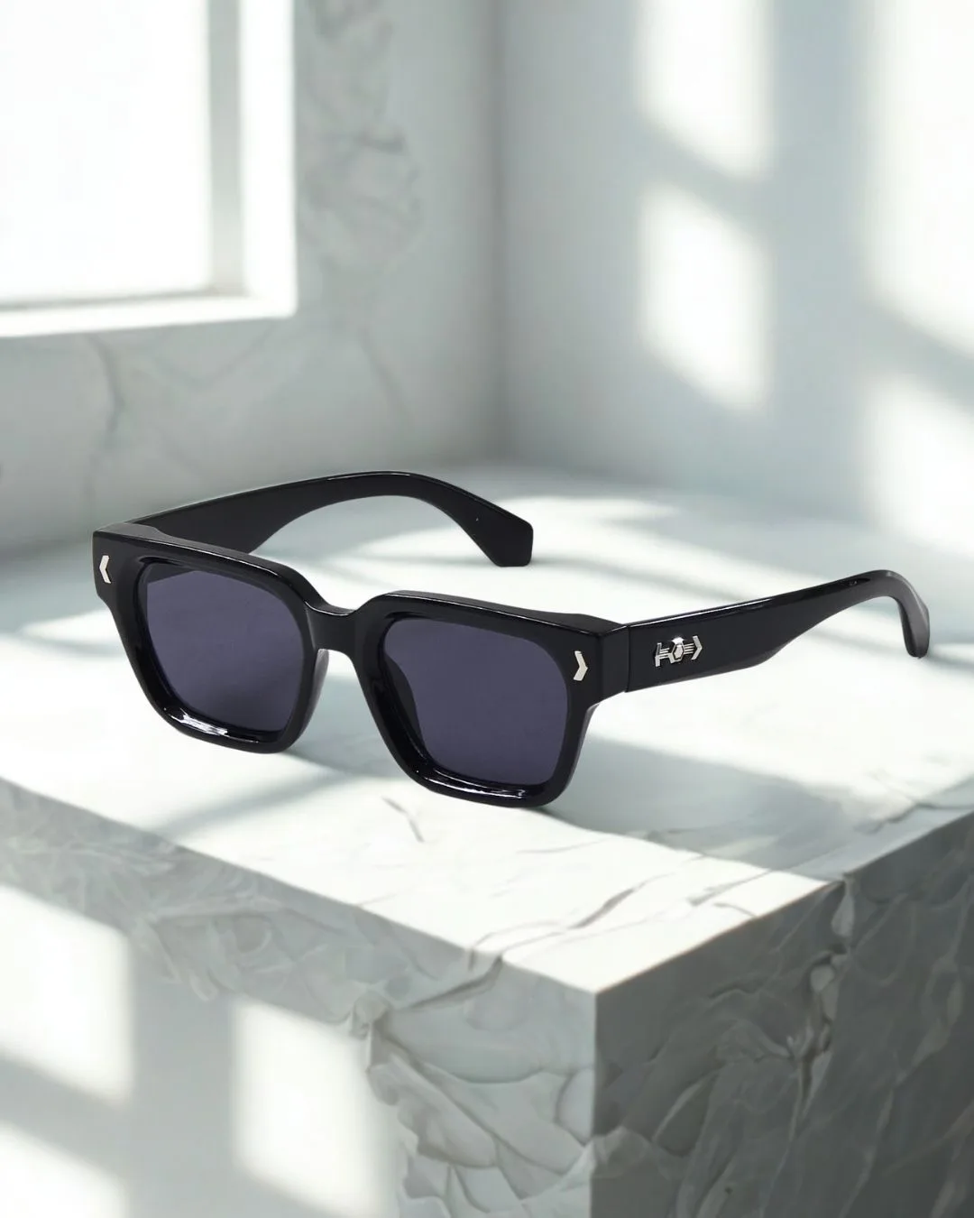 Blurkart Premium Square Sunglasses – Full UV Protection (Unisex)