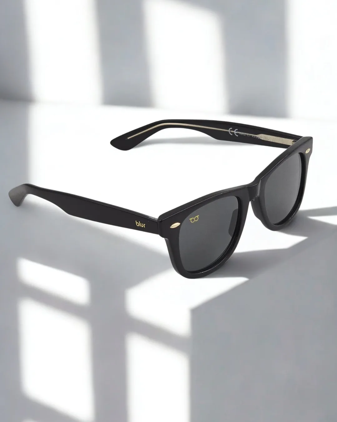 Unisex Wayfarer Black Sunglasses UV400 Protection Lightweight Polycarbonate Frame Stylish Blur Lens view 2